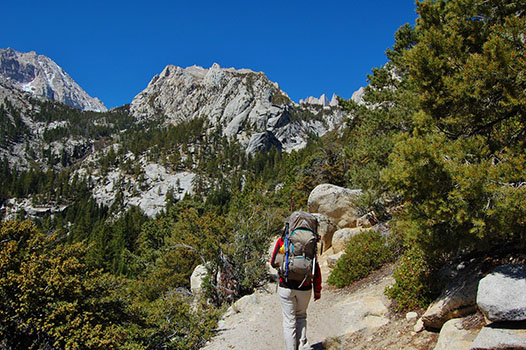 on the way to lone pine lake